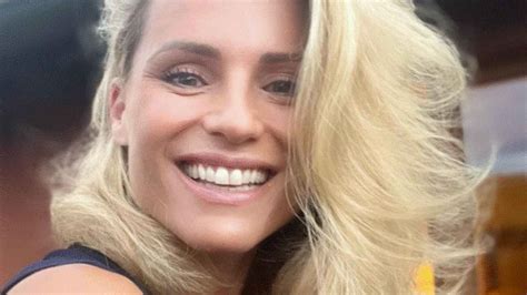 Michelle hunziker pov sborrata in faccia e tette 